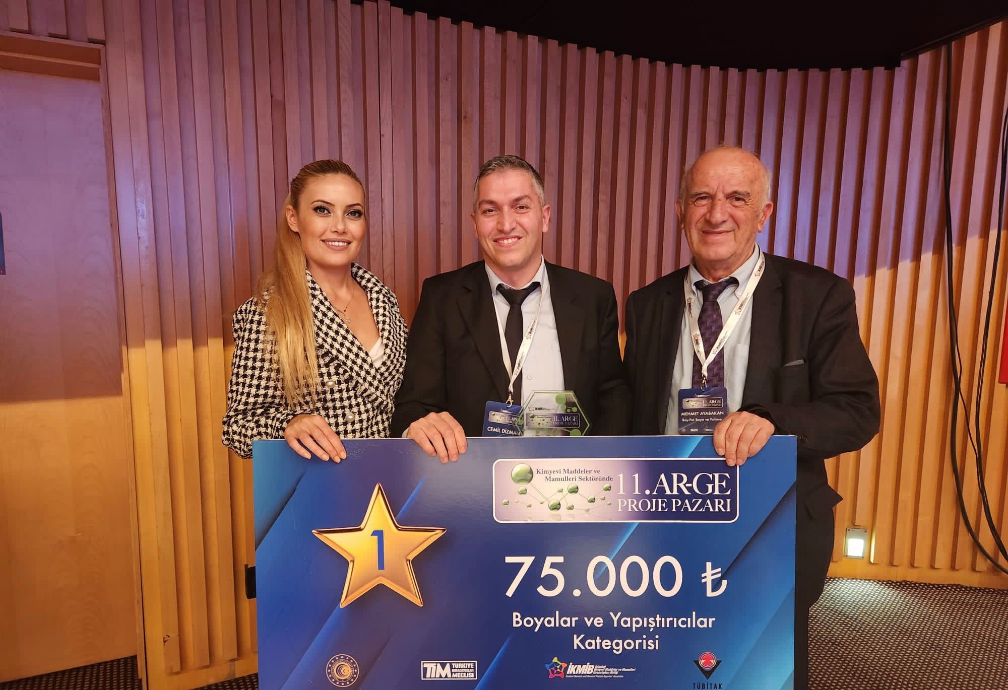 Изель Кимья не может нарадоваться успехом: сразу две награды